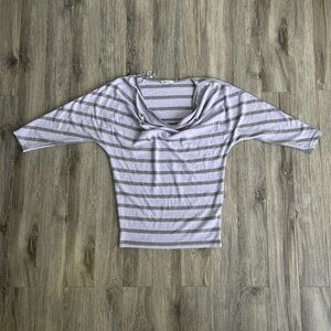 Ricki’s Sweater Scoop Neck Short Sleeve Shirt Small Blouse Purple Grey